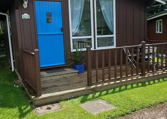 Fern\'S Lodge 29 Tower Country Chalet Park